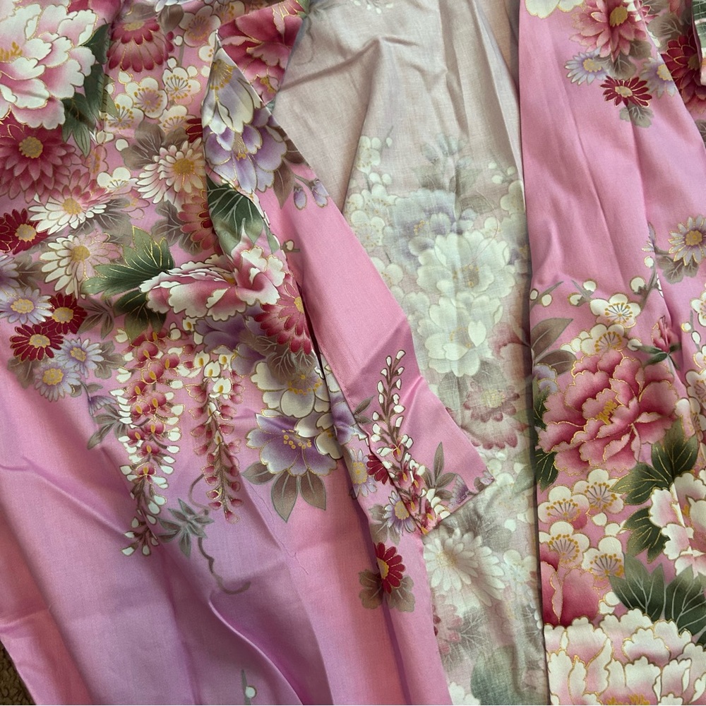 NWT Smithsonian Flowers in Bloom Yukata Kimono Robe Pink Small - Picture 6 of 7